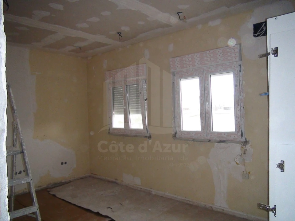 Apartamento T1 para Venda em Baixa da Banheira e Vale da Amoreira Foto 4