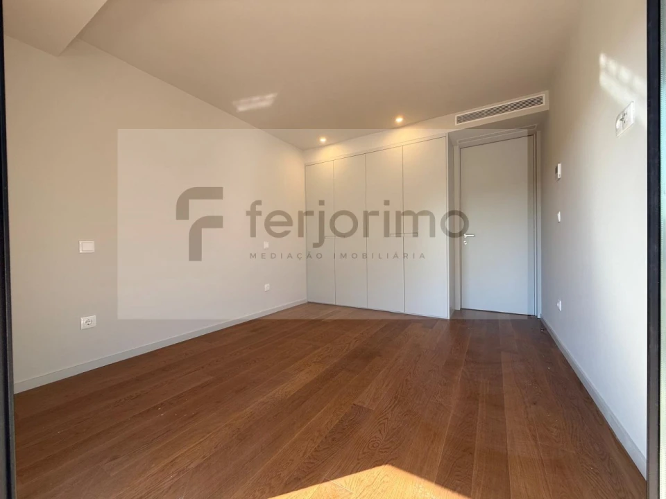Apartamento T2 para Venda em Candoso Santiago e Mascotelos Foto 11