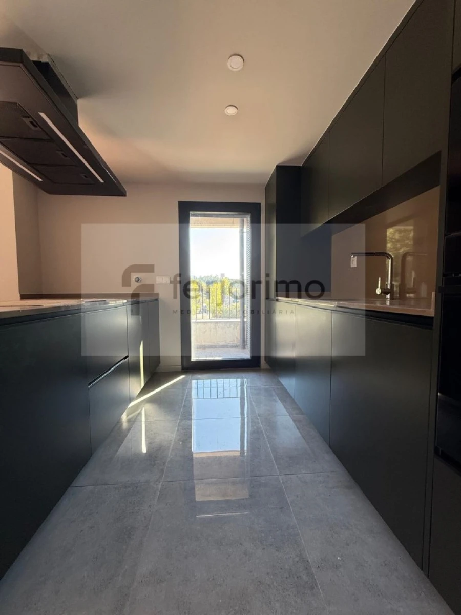 Apartamento T2 para Venda em Candoso Santiago e Mascotelos Foto 4