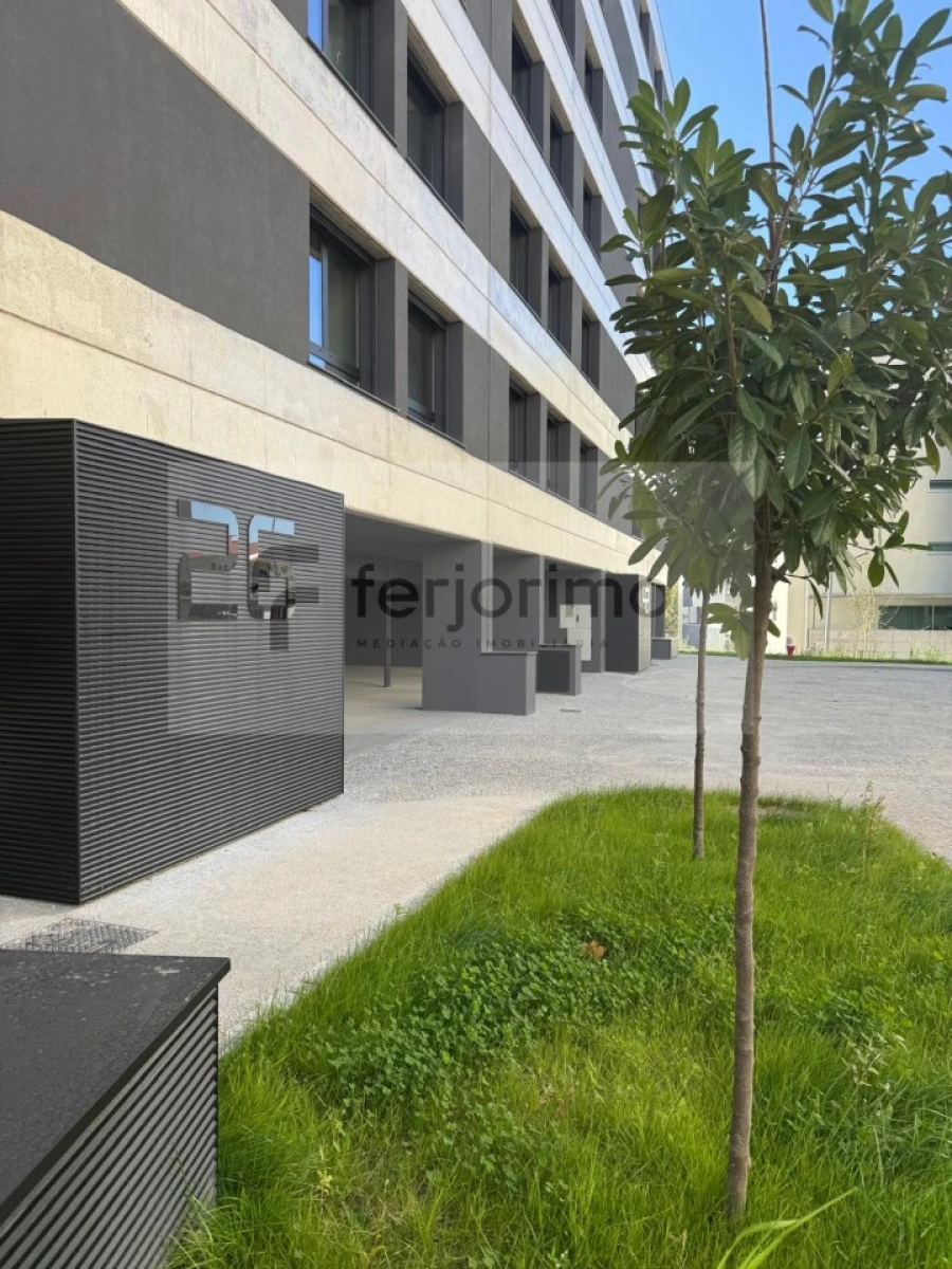 Apartamento T2 para Venda em Candoso Santiago e Mascotelos