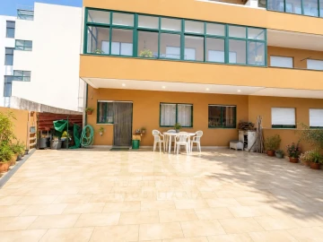 Apartamento T2 para Venda em Aver-O-Mar, Amorim e Terroso