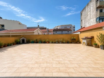 Apartamento T2 para Venda em Aver-O-Mar, Amorim e Terroso