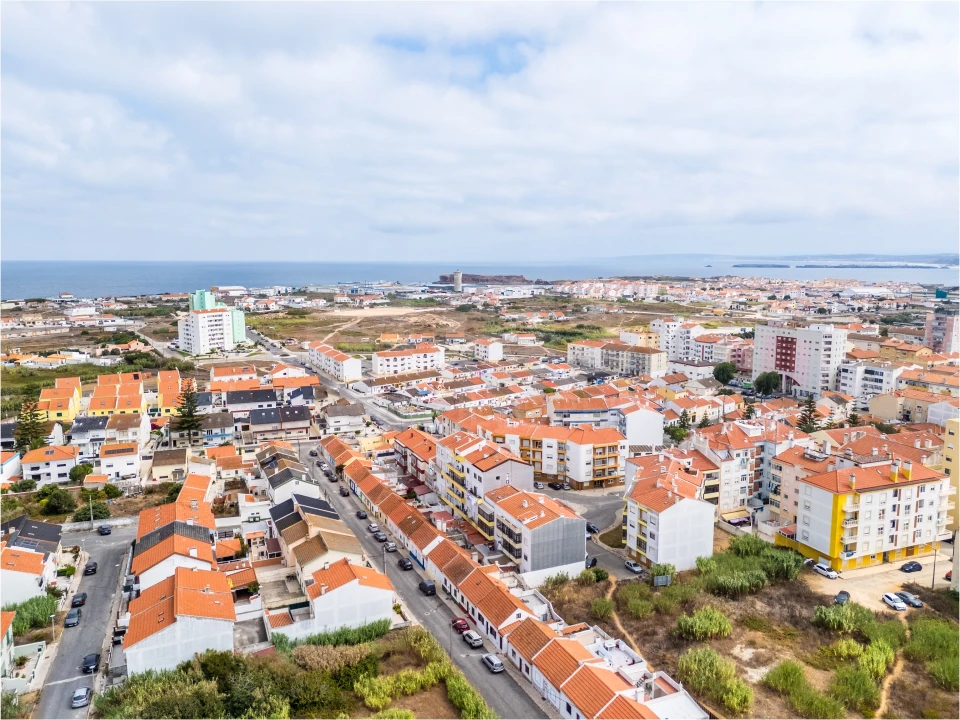 Apartamento T3 para Venda em Peniche Foto 2