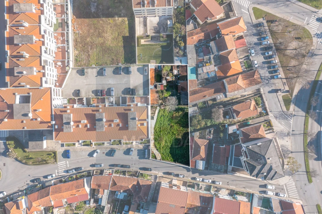 Terreno para Venda em Custóias, Leça do Balio e Guifões Foto 1