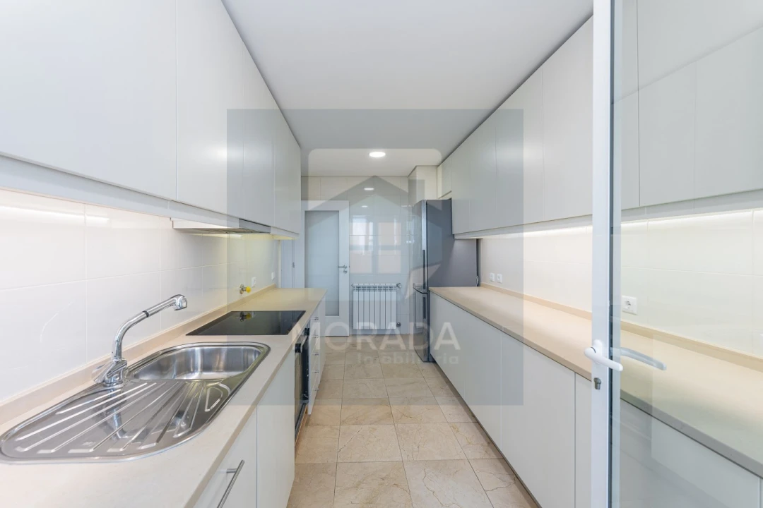 Apartamento T3 para Venda em Ramalde Foto 10