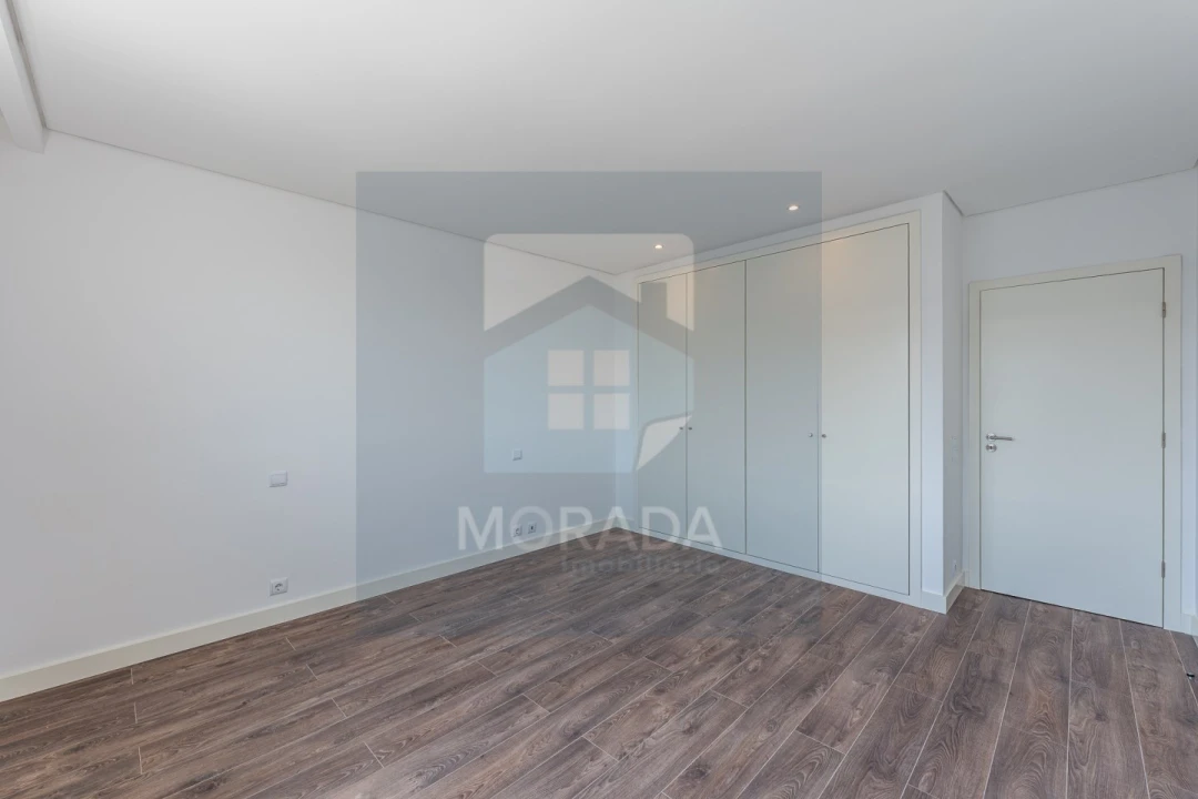 Apartamento T3 para Venda em Ramalde Foto 15