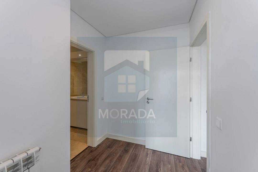 Apartamento T3 para Venda em Ramalde Foto 17