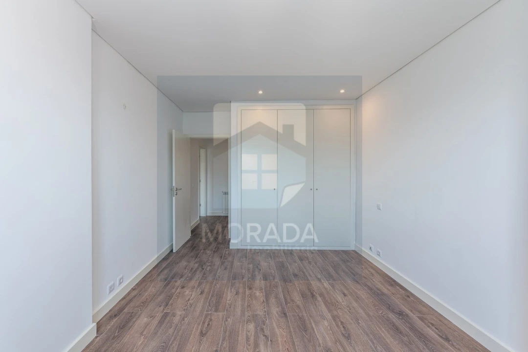Apartamento T3 para Venda em Ramalde Foto 18