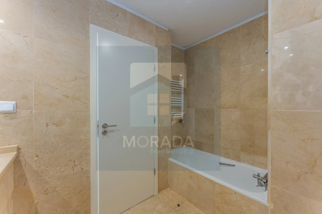 Apartamento T3 para Venda em Ramalde Foto 23