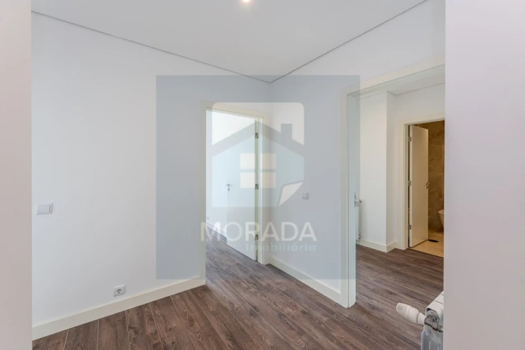 Apartamento T3 para Venda em Ramalde Foto 7