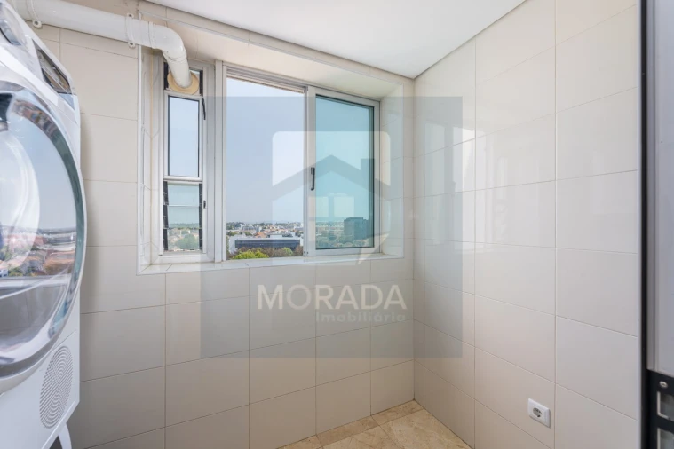 Apartamento T3 para Venda em Ramalde Foto 11