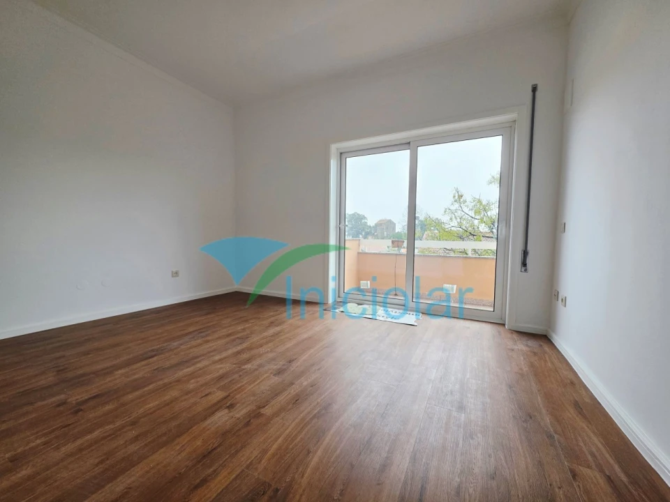Apartamento T3 para Venda em Aguas Santas Foto 13