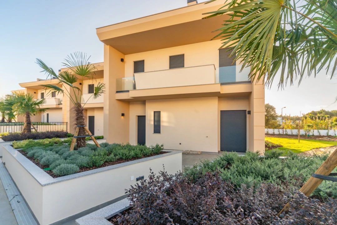 Moradia T4 para Venda em Alcabideche Foto 1