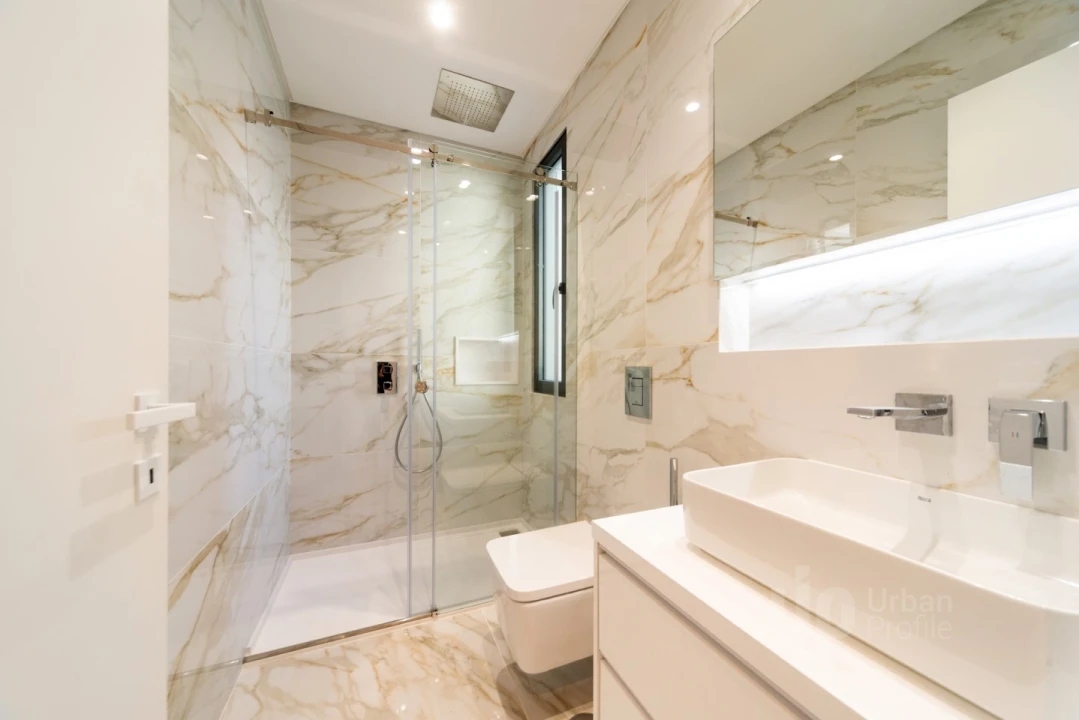 Moradia T4 para Venda em Alcabideche Foto 12