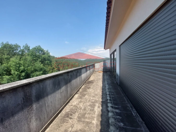 Moradia T7 para Venda em Carvalho Foto 3