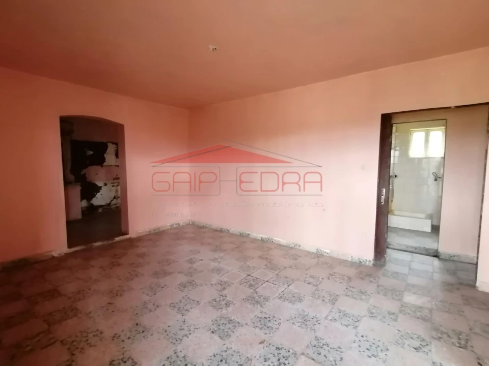 Moradia T3 para Venda em Linhares Foto 7