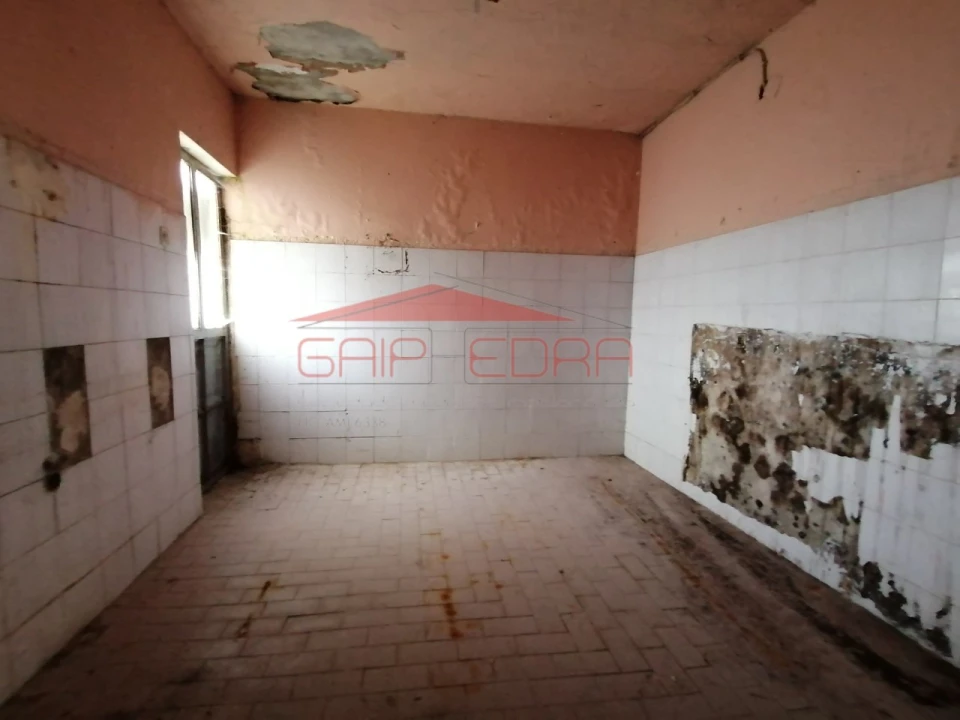 Moradia T3 para Venda em Linhares Foto 14