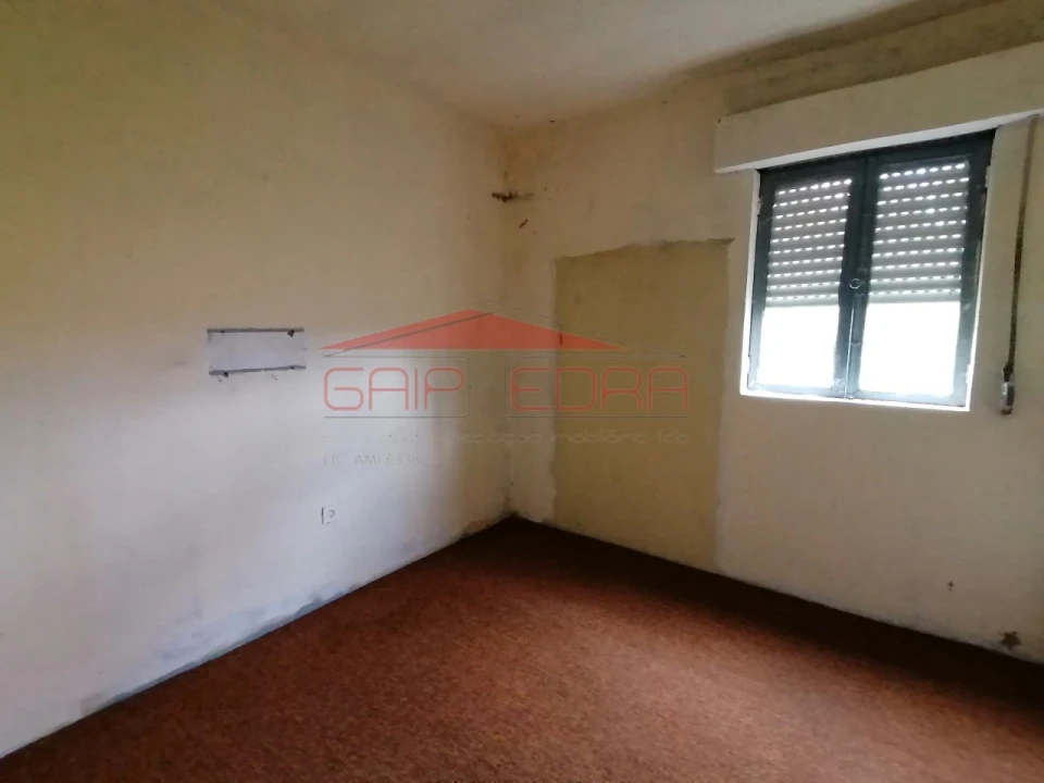 Moradia T3 para Venda em Linhares Foto 12