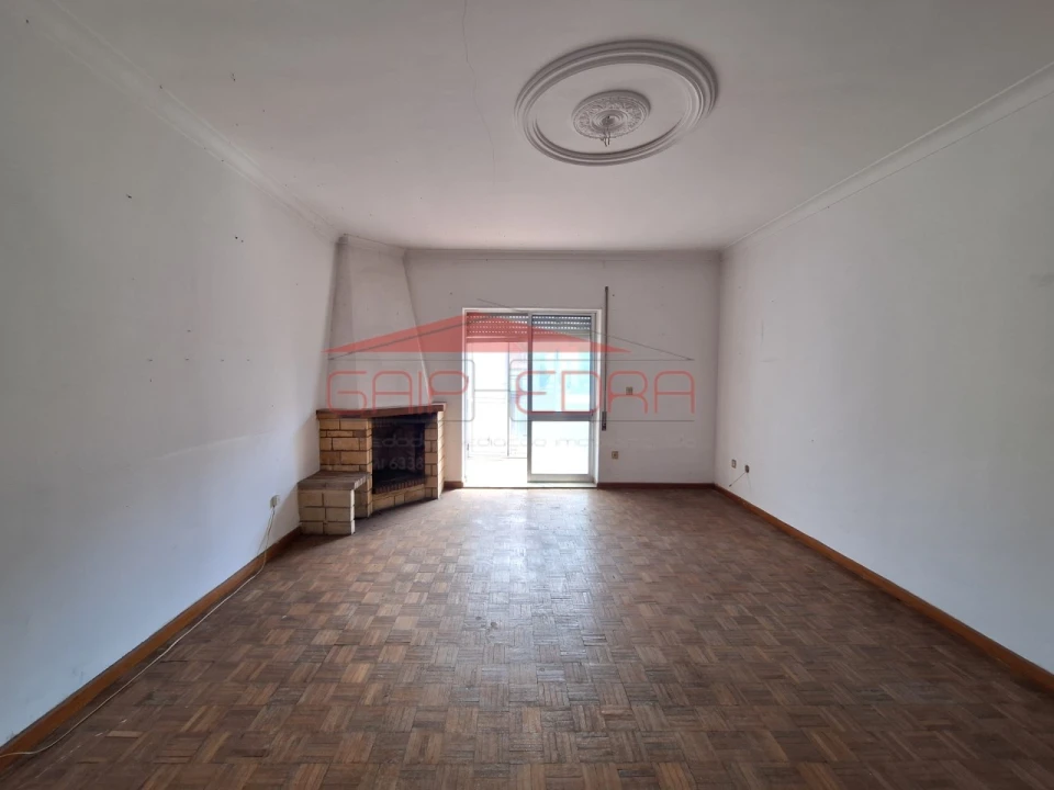 Apartamento T3 para Venda em Gouveia (São Pedro e São Julião) Foto 2
