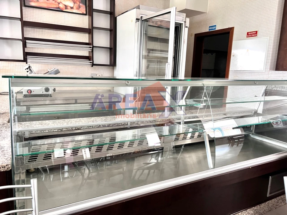 Loja para Arrendamento em Nogueira do Cravo e Pindelo Foto 5