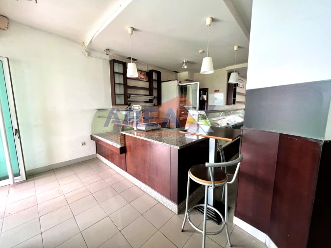 Loja para Arrendamento em Nogueira do Cravo e Pindelo Foto 7