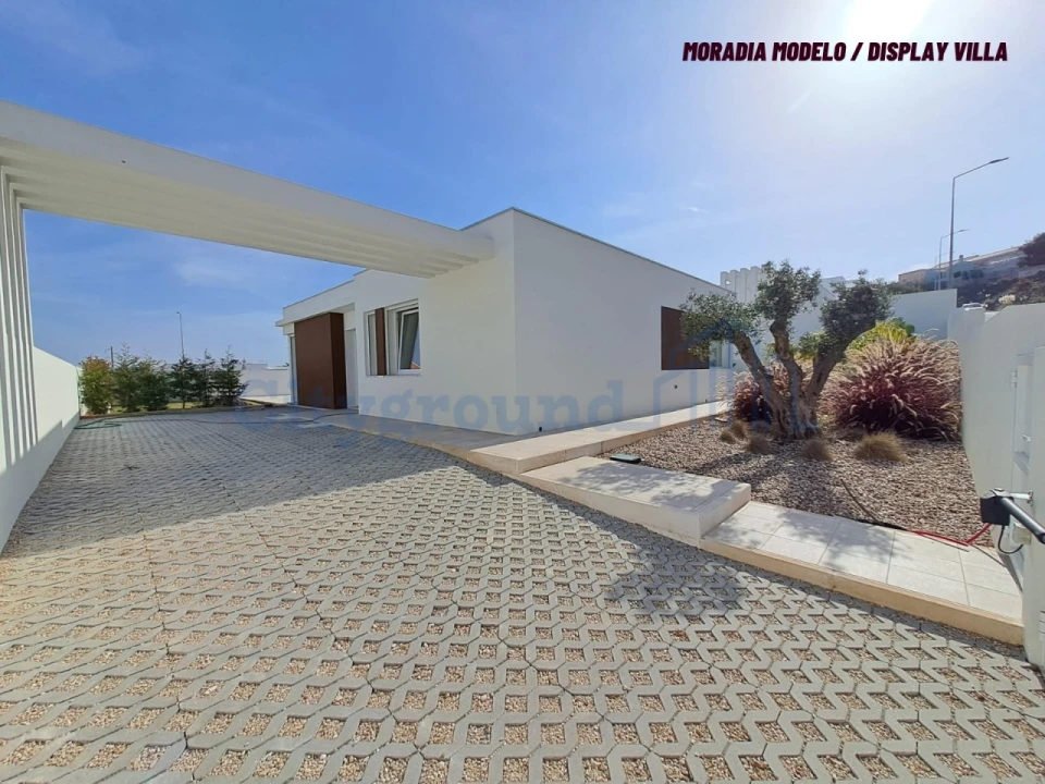 Moradia T3 para Venda em Lourinhã e Atalaia Foto 1