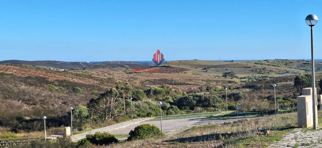 Terreno para Venda em Vila do Bispo e Raposeira Foto 2