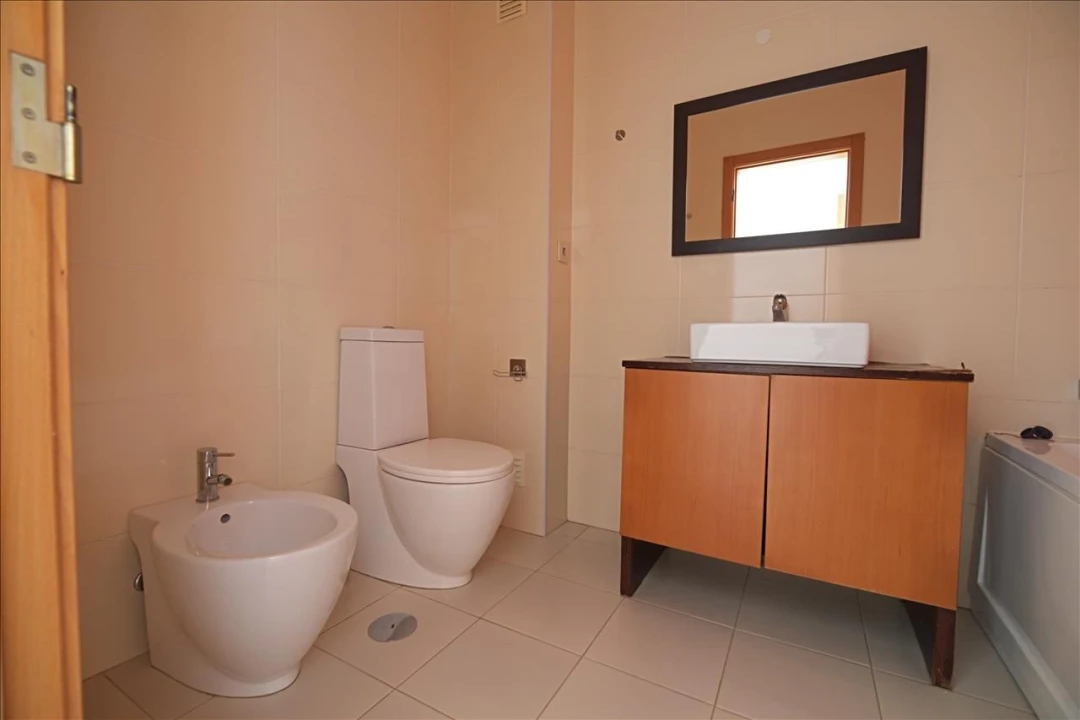 Apartamento T4 para Venda em Pinhal Novo Foto 22