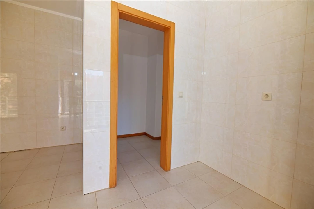 Apartamento T4 para Venda em Pinhal Novo Foto 8