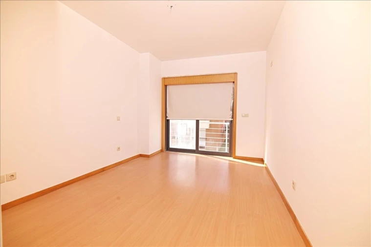 Apartamento T4 para Venda em Pinhal Novo Foto 10