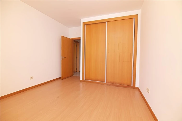 Apartamento T4 para Venda em Pinhal Novo Foto 13