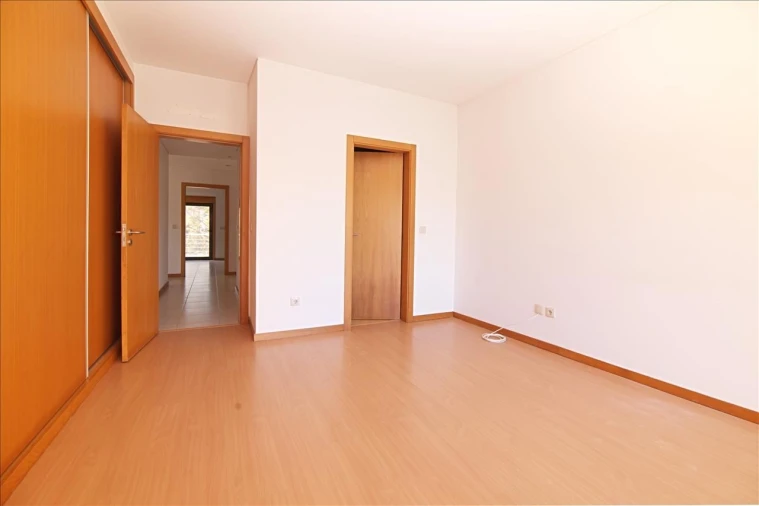 Apartamento T4 para Venda em Pinhal Novo Foto 15