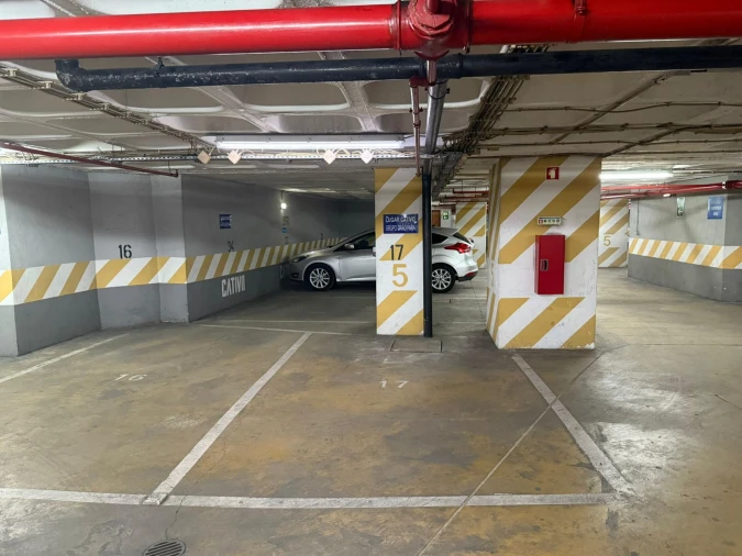 Garagem para Venda em Santa Maria Maior Foto 3