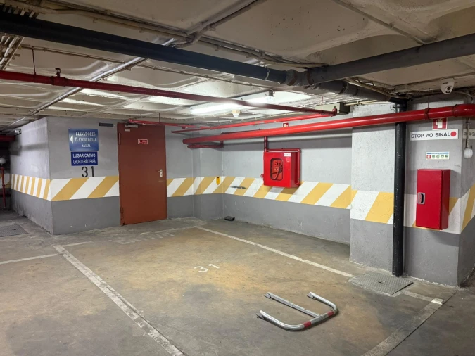 Garagem para Venda em Santa Maria Maior Foto 7