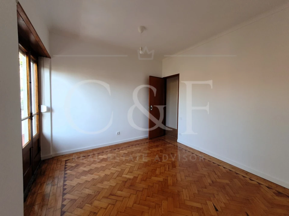 Apartamento T2 para Arrendamento em Oeiras e São Julião da Barra, Paço de Arcos e Caxias Foto 5