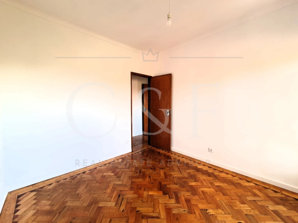 Apartamento T2 para Arrendamento em Oeiras e São Julião da Barra, Paço de Arcos e Caxias Foto 8