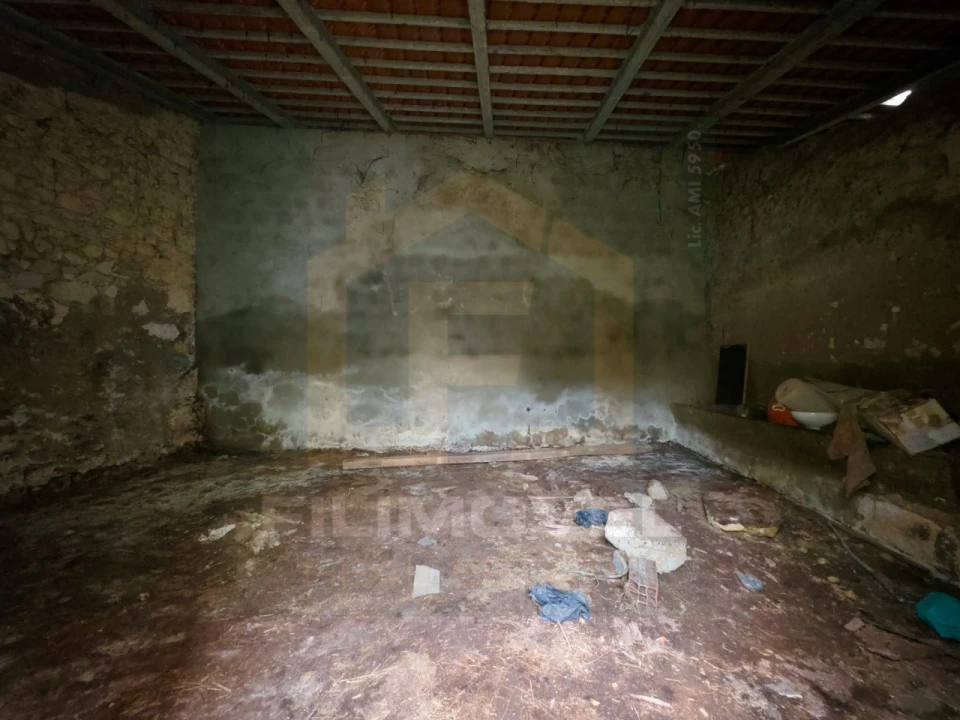 Moradia T3 para Venda em Casével e Vaqueiros Foto 14