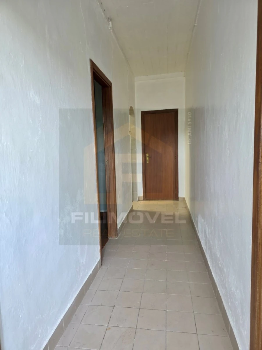 Moradia T3 para Venda em Casével e Vaqueiros Foto 3