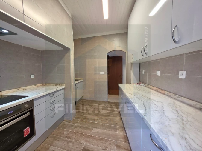 Moradia T3 para Venda em Casével e Vaqueiros Foto 2