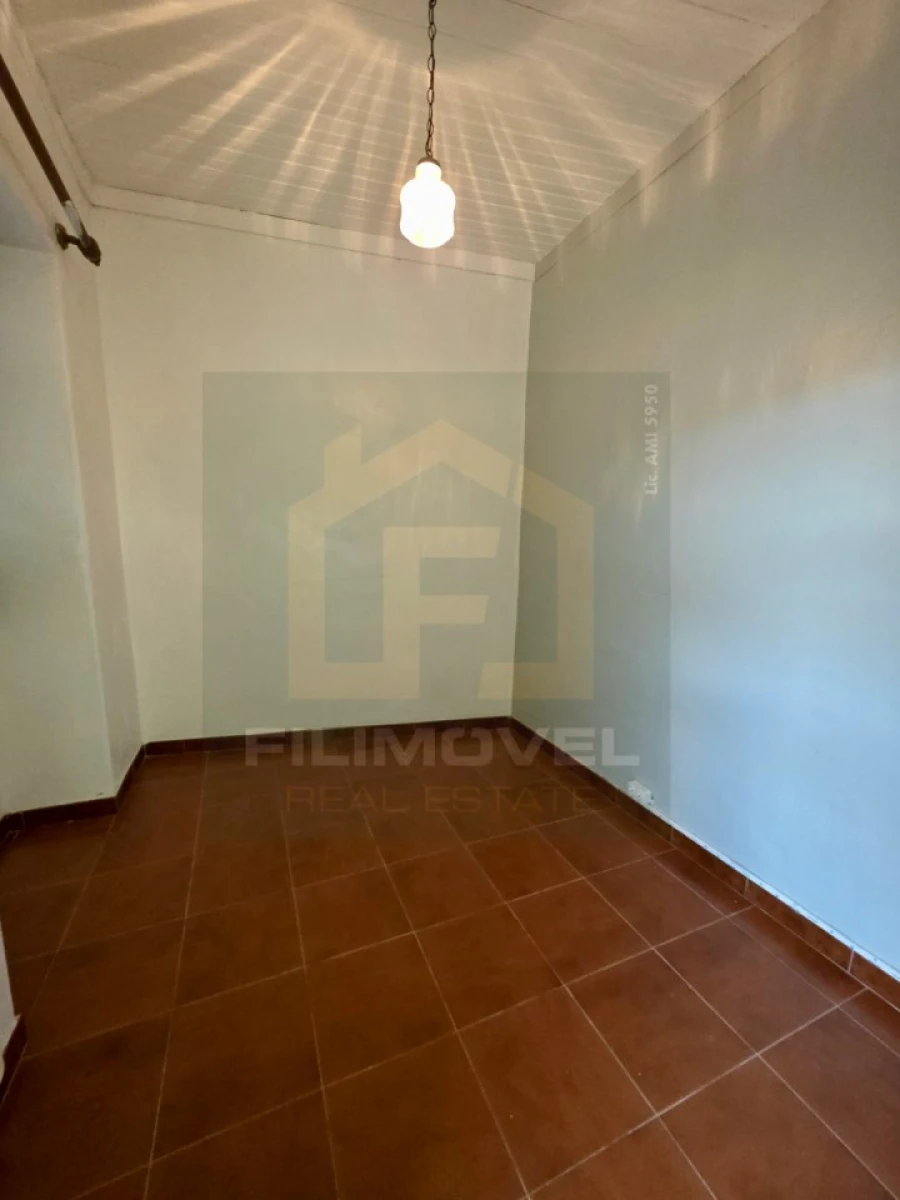 Moradia T3 para Venda em Casével e Vaqueiros Foto 7