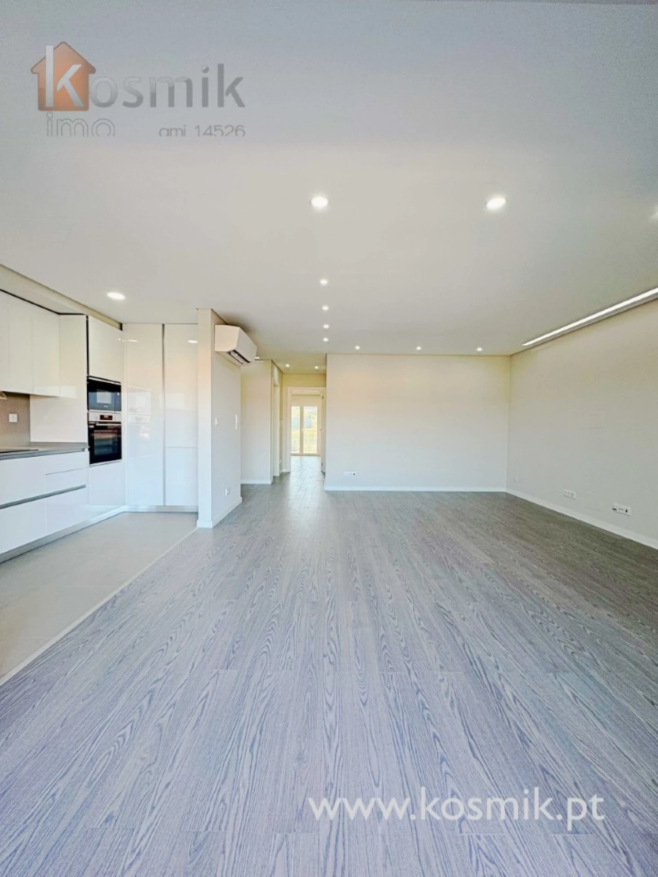 Apartamento T2 para Venda em Póvoa de Santo Adrião e Olival Basto Foto 13