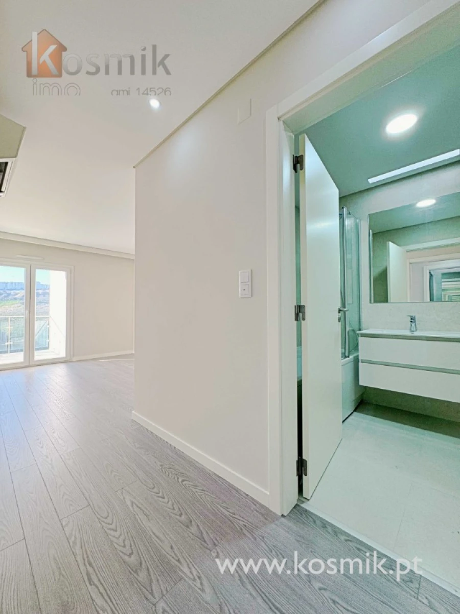 Apartamento T2 para Venda em Póvoa de Santo Adrião e Olival Basto Foto 20