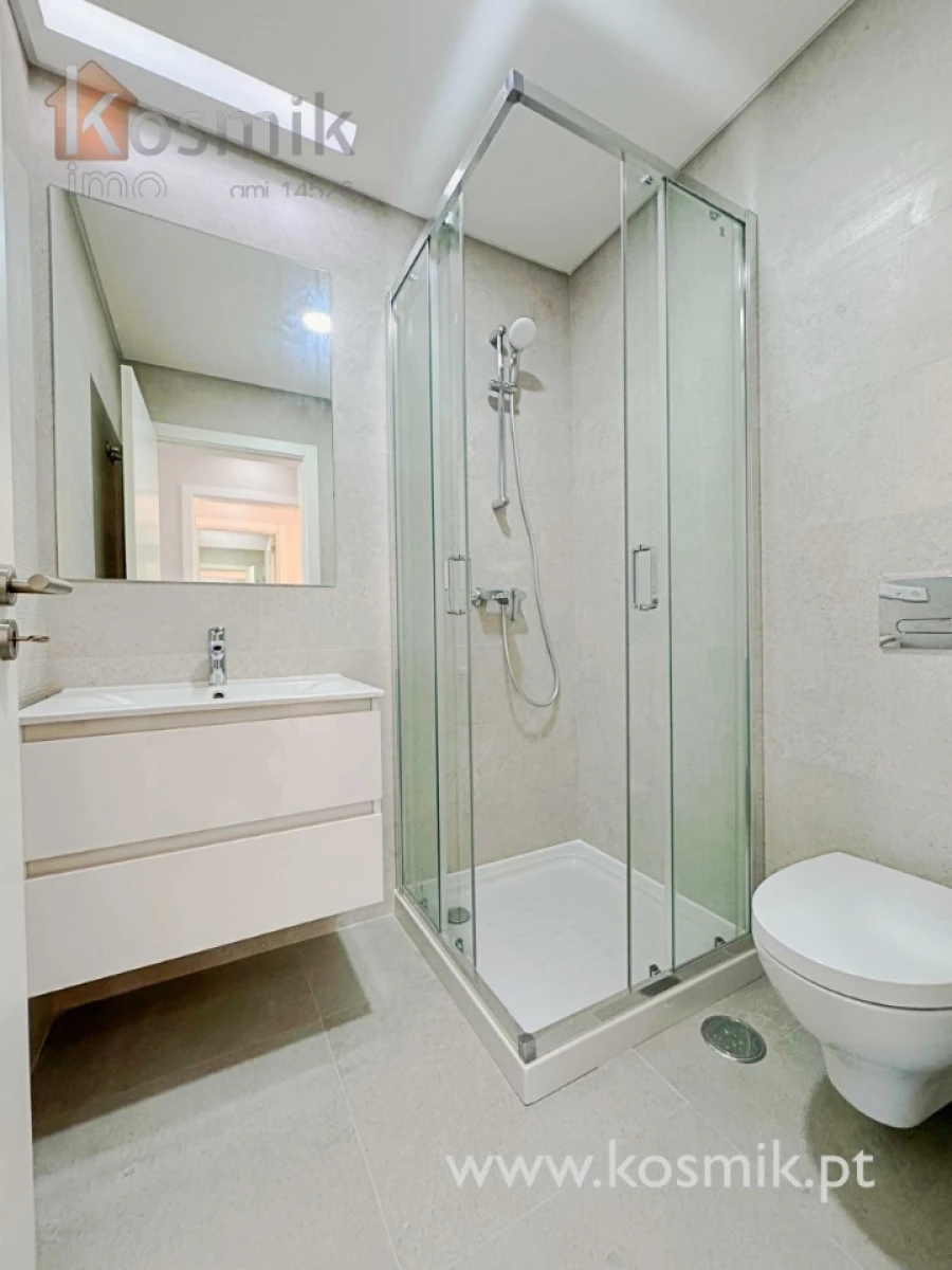 Apartamento T2 para Venda em Póvoa de Santo Adrião e Olival Basto Foto 37