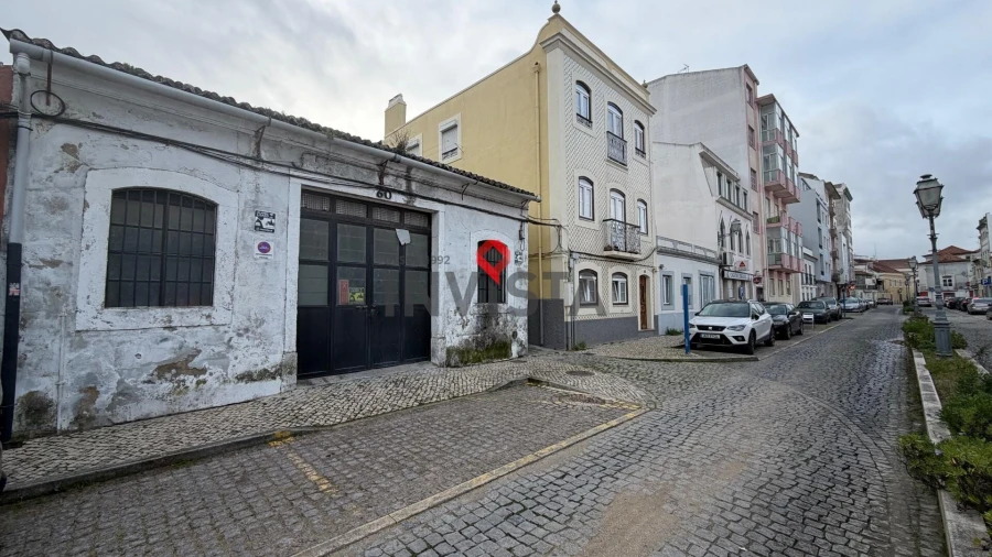 Armazém para Venda em Alhandra, São João dos Montes e Calhandriz Foto 1