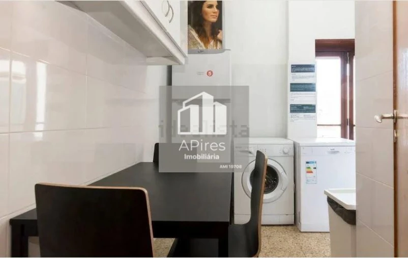 Apartamento T3 para Venda em Costa da Caparica Foto 6