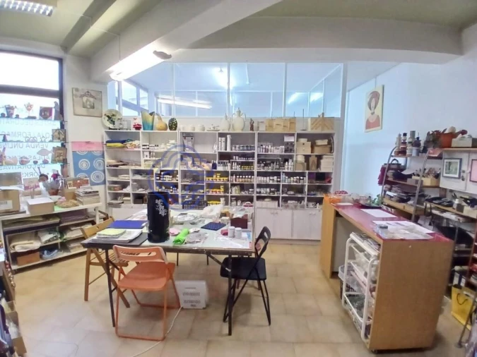 Loja para Venda em Mafamude e Vilar do Paraíso Foto 7