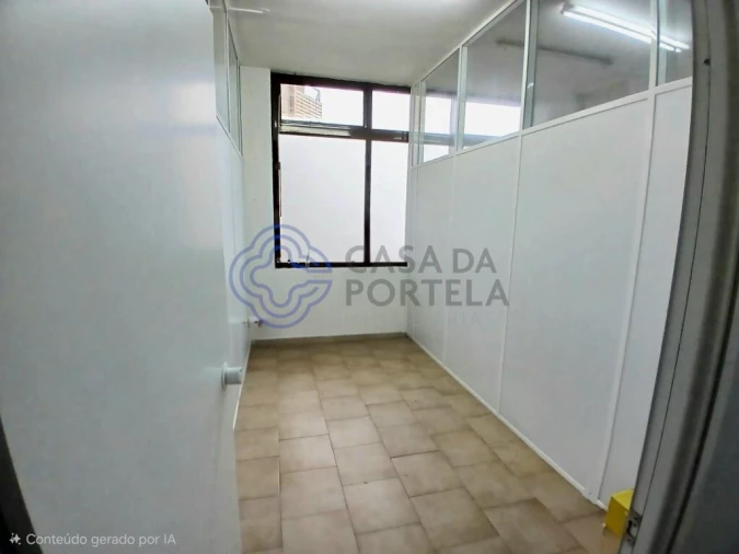 Loja para Venda em Mafamude e Vilar do Paraíso Foto 8