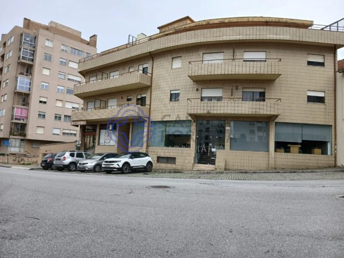 Loja para Venda em Mafamude e Vilar do Paraíso Foto 4