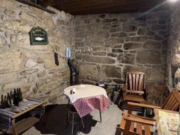 Quinta T4 para Venda em Longa