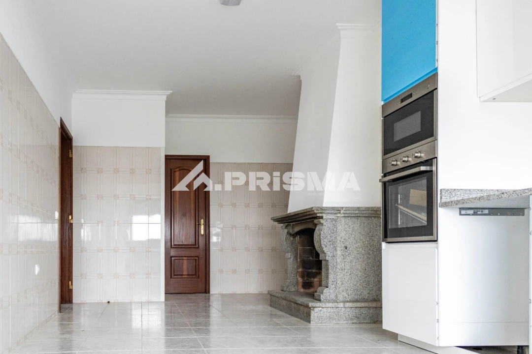 Apartamento T3 para Venda em Castelo Branco Foto 2